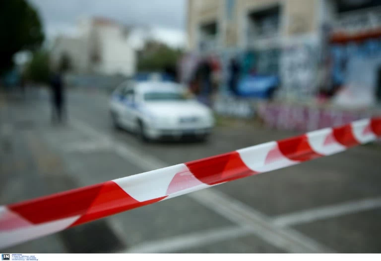 Θρίλερ σε εξέλιξη στα Πετράλωνα! 20χρονος βαφτισιμιός σκότωσε, τεμάχισε και πέταξε το νονό του στα σκουπίδια